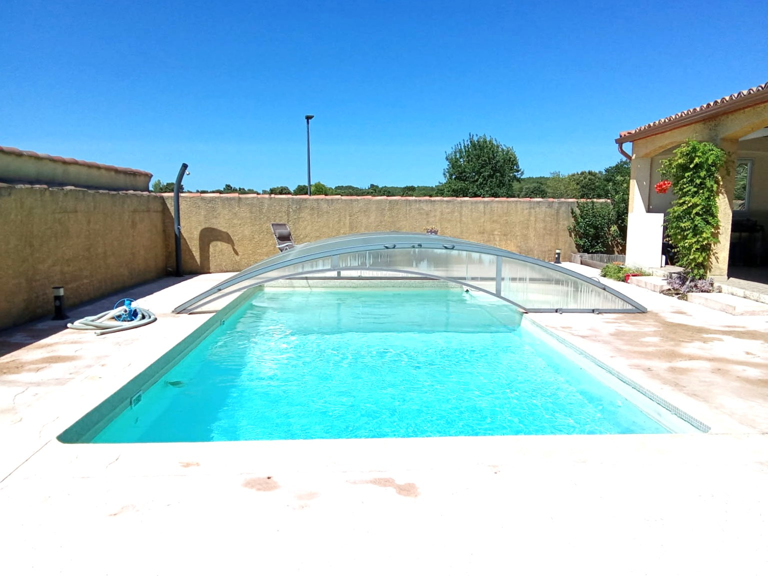 SAINT GERVASY - MAISON 130M2 PP - GARAGE - PISCINE SUR PARCELLE 1021M2
