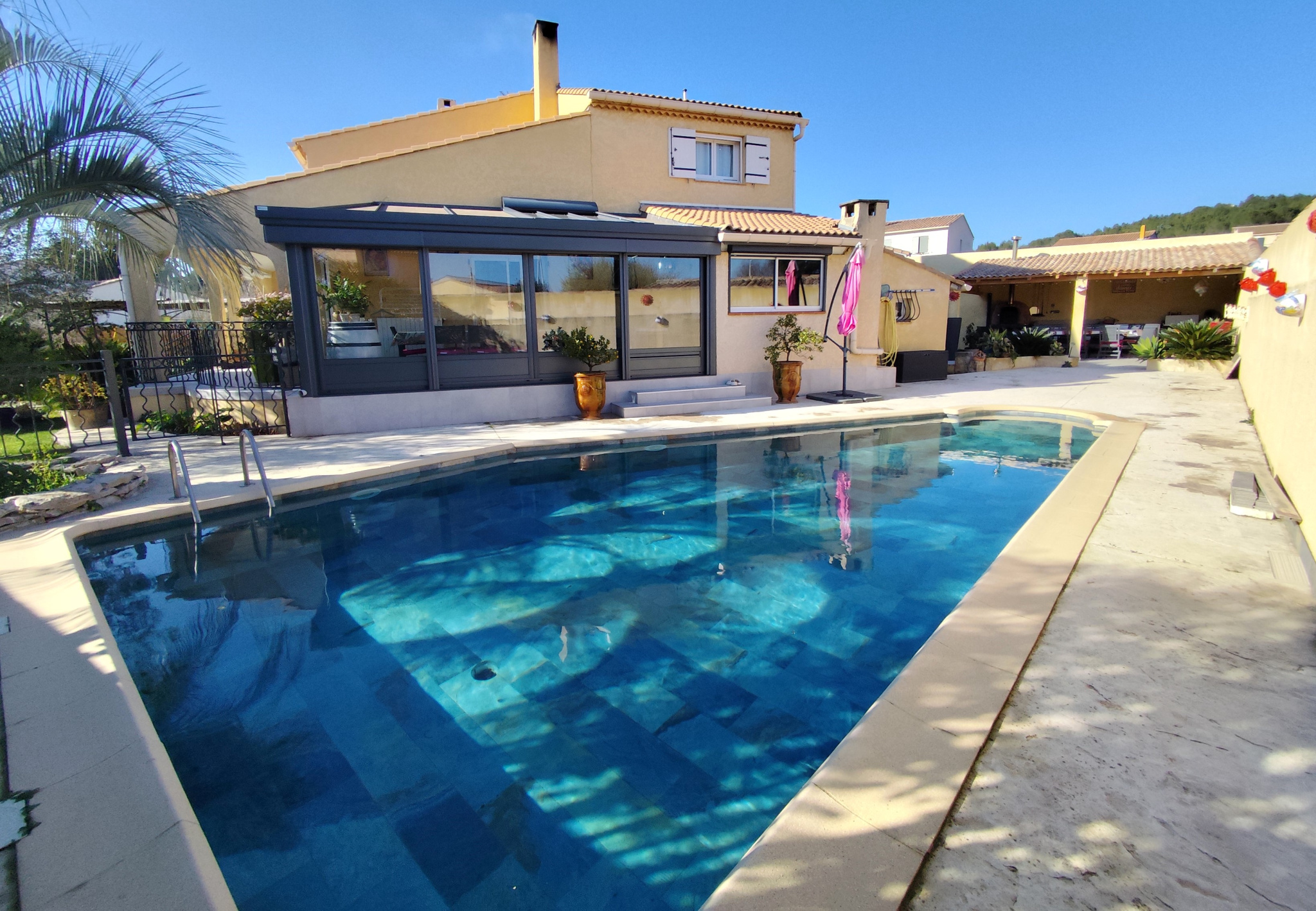 EXCLUSIVITE SAINT GERVASY MAISON DE QUALITE 180M2 GARAGE PARCELLE 919M2 PISCINE